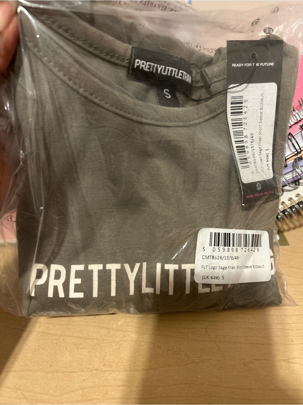 PrettyLittleThing Sage Logo Short Sleeve Tee